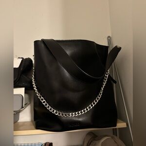 Nunoo leather purse